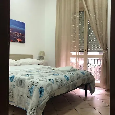 Partenope Legend Nocleg ze śniadaniem *