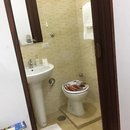 Nocleg ze śniadaniem Partenope Legend *